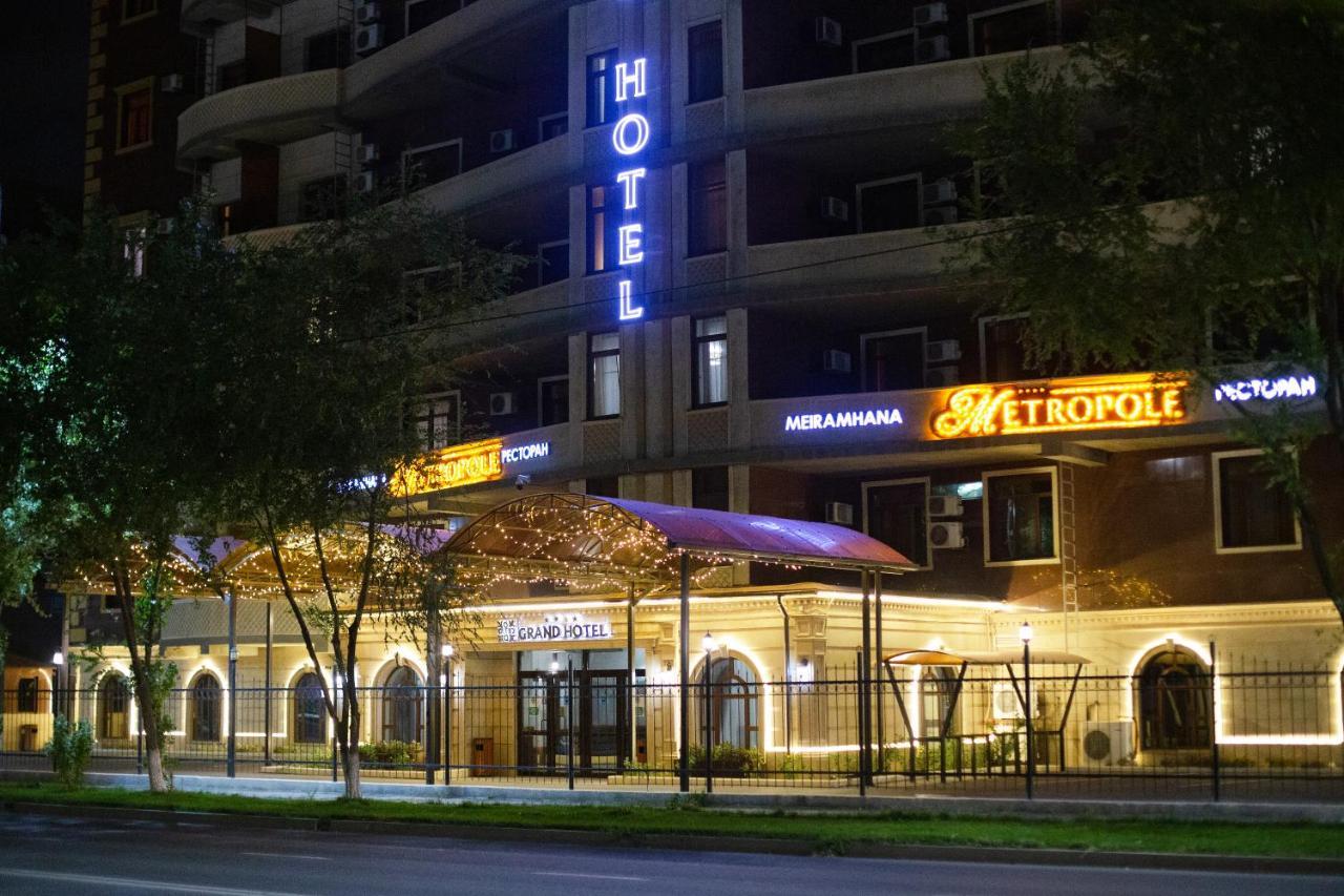 Atb Grand Hotel Atyrau Exterior photo