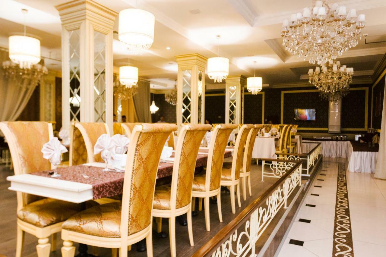 Atb Grand Hotel Atyrau Exterior photo